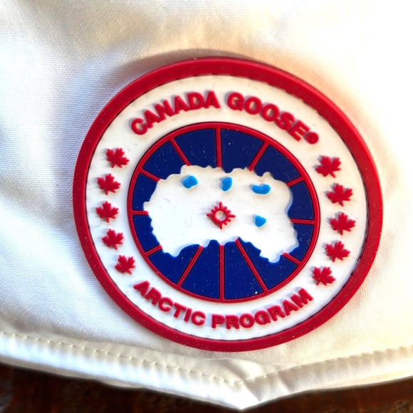 Canada Goose x Angel Chen Waistpack Waist bag New w/tags very limited edition - Picture 14 of 14